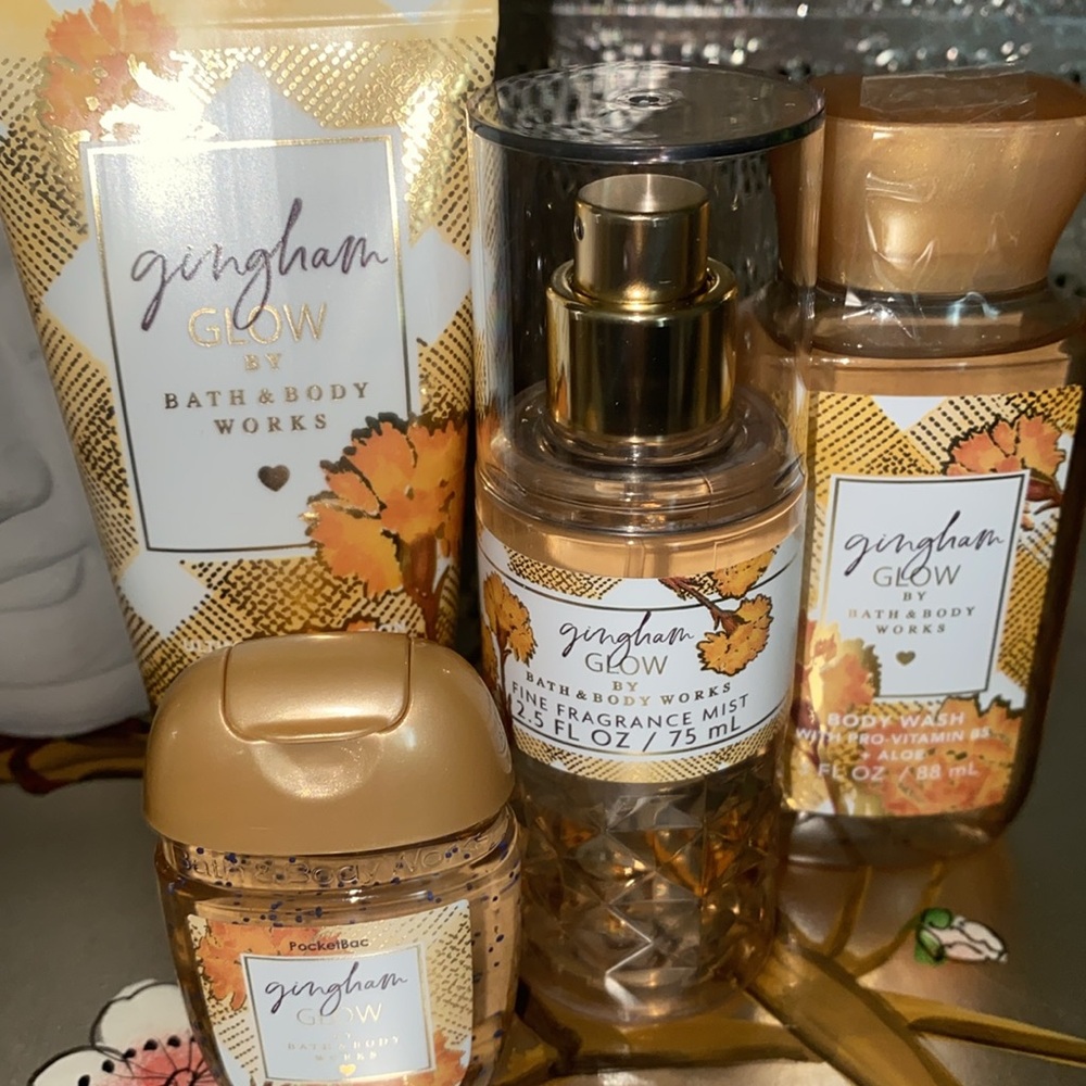 Bath and body Works Travel Size Gift Set Combo Gingham Glow - Picture 2 of 4